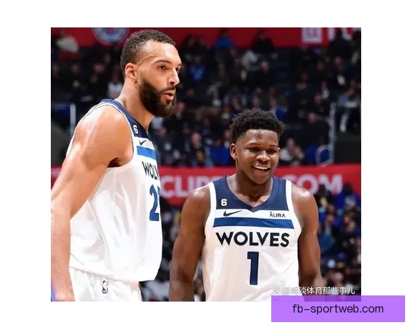 戈贝尔自曝33岁依然巅峰状态全靠健康饮食与戒酒 戈贝尔自曝33岁依然巅峰状态全靠健康饮食与戒酒